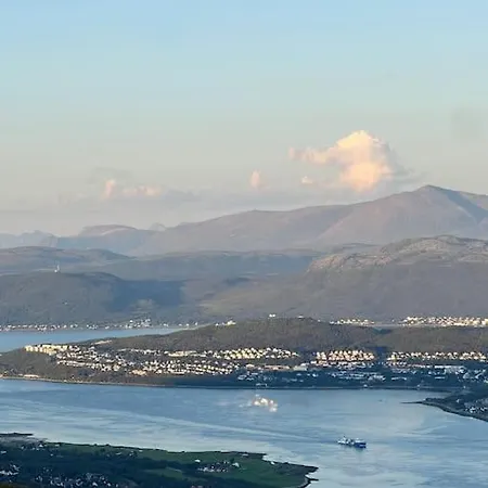 Sea Breeze & Silence - Kvaloysletta Appartement Tromsø