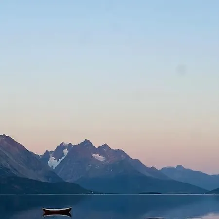 Sea Breeze&silence - Kvaløysletta Apartman Tromsø