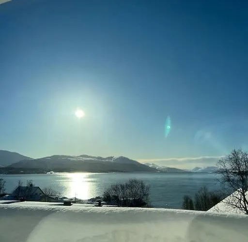 Modern At Kvaløysletta *