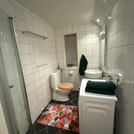 Sea Breeze & Silence - Kvaloysletta Apartment *